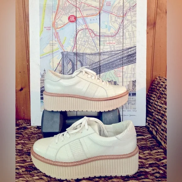 Dolce Vita Tiger Platform Sneakers - Picture 1 of 7